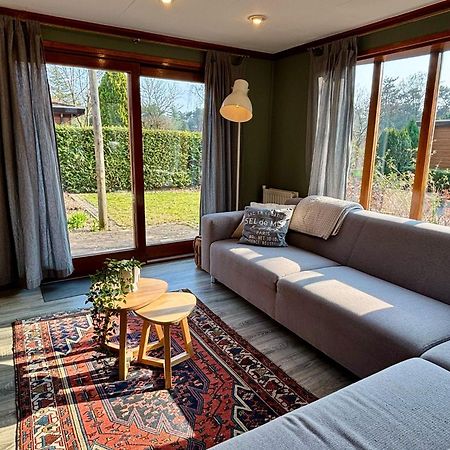 Bungalowpark Het Verscholen Dorp 哈尔德韦克 外观 照片