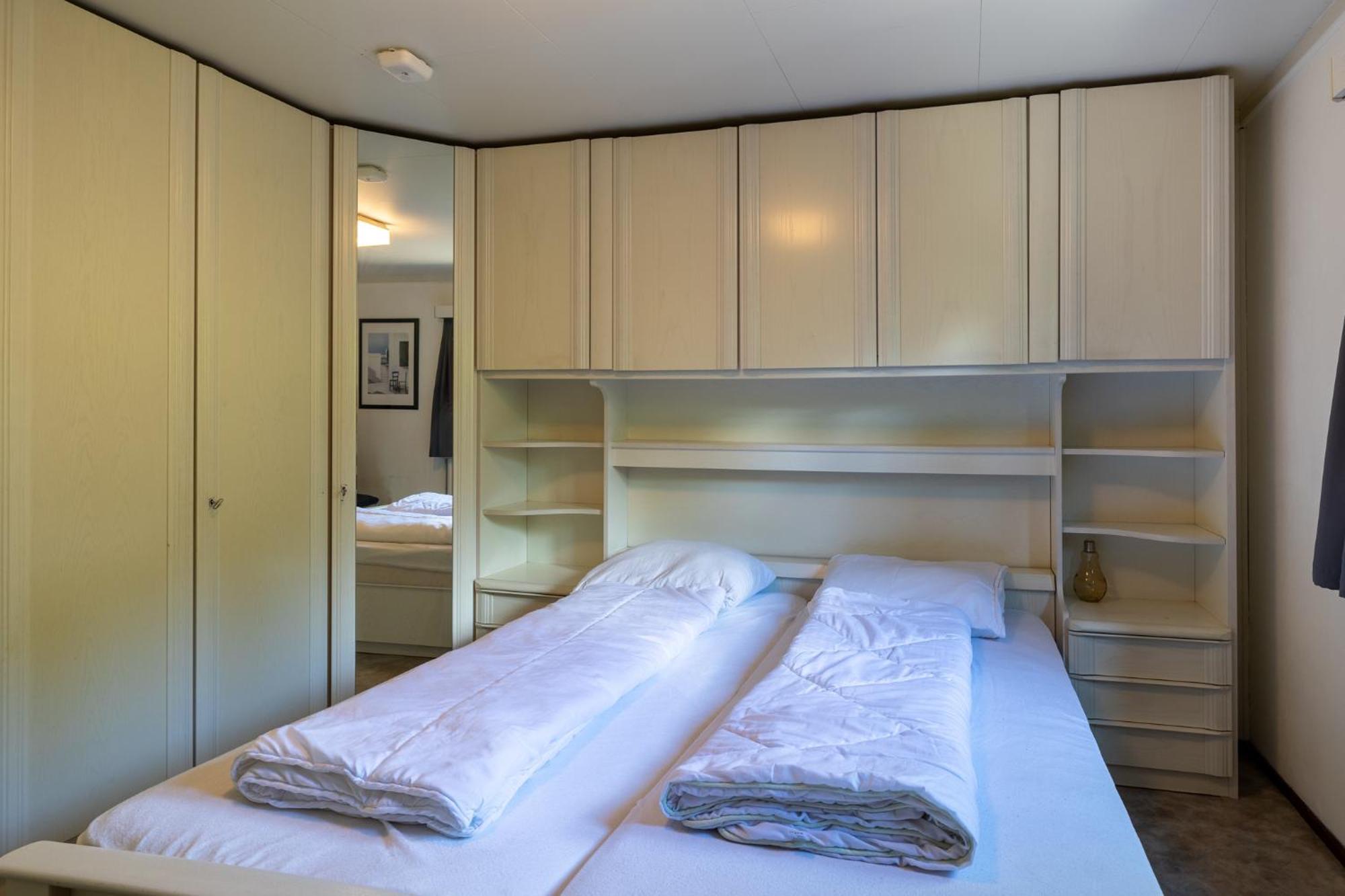 Bungalowpark Het Verscholen Dorp 哈尔德韦克 外观 照片