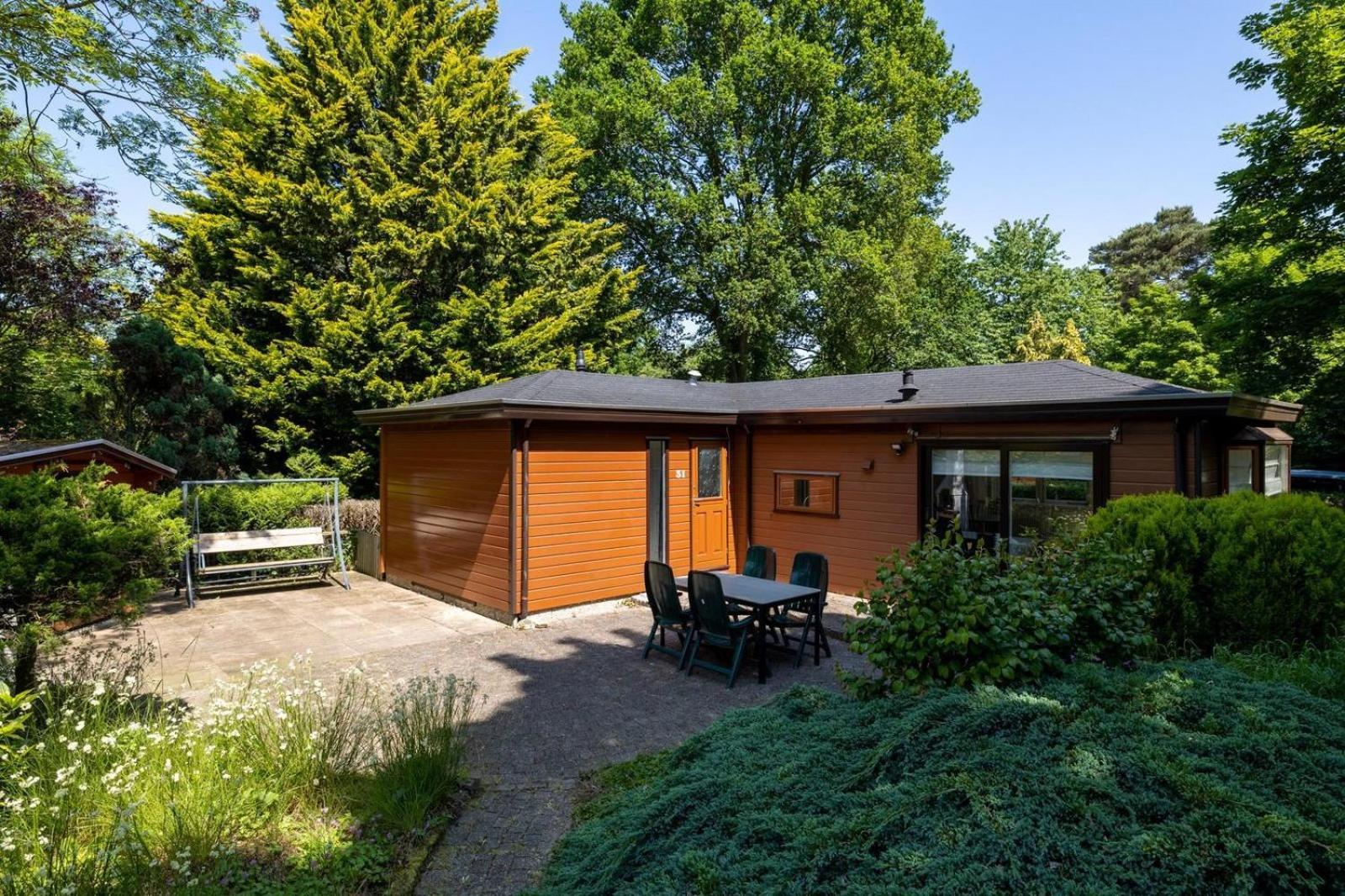 Bungalowpark Het Verscholen Dorp 哈尔德韦克 外观 照片
