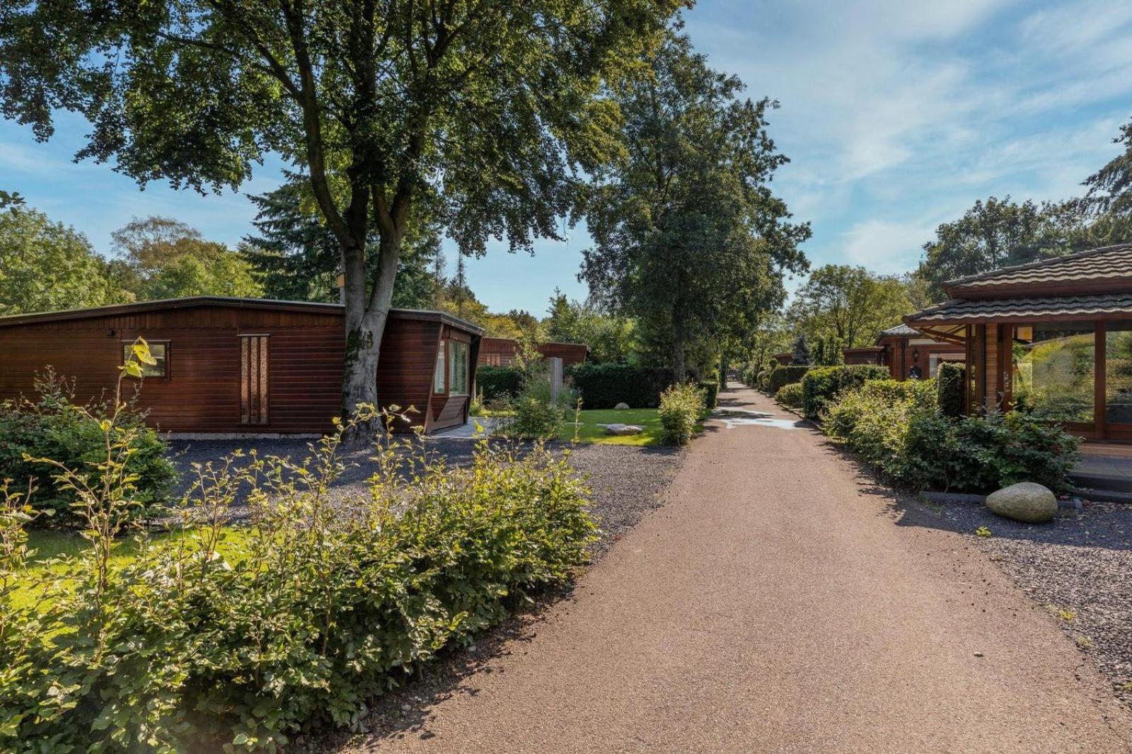 Bungalowpark Het Verscholen Dorp 哈尔德韦克 外观 照片