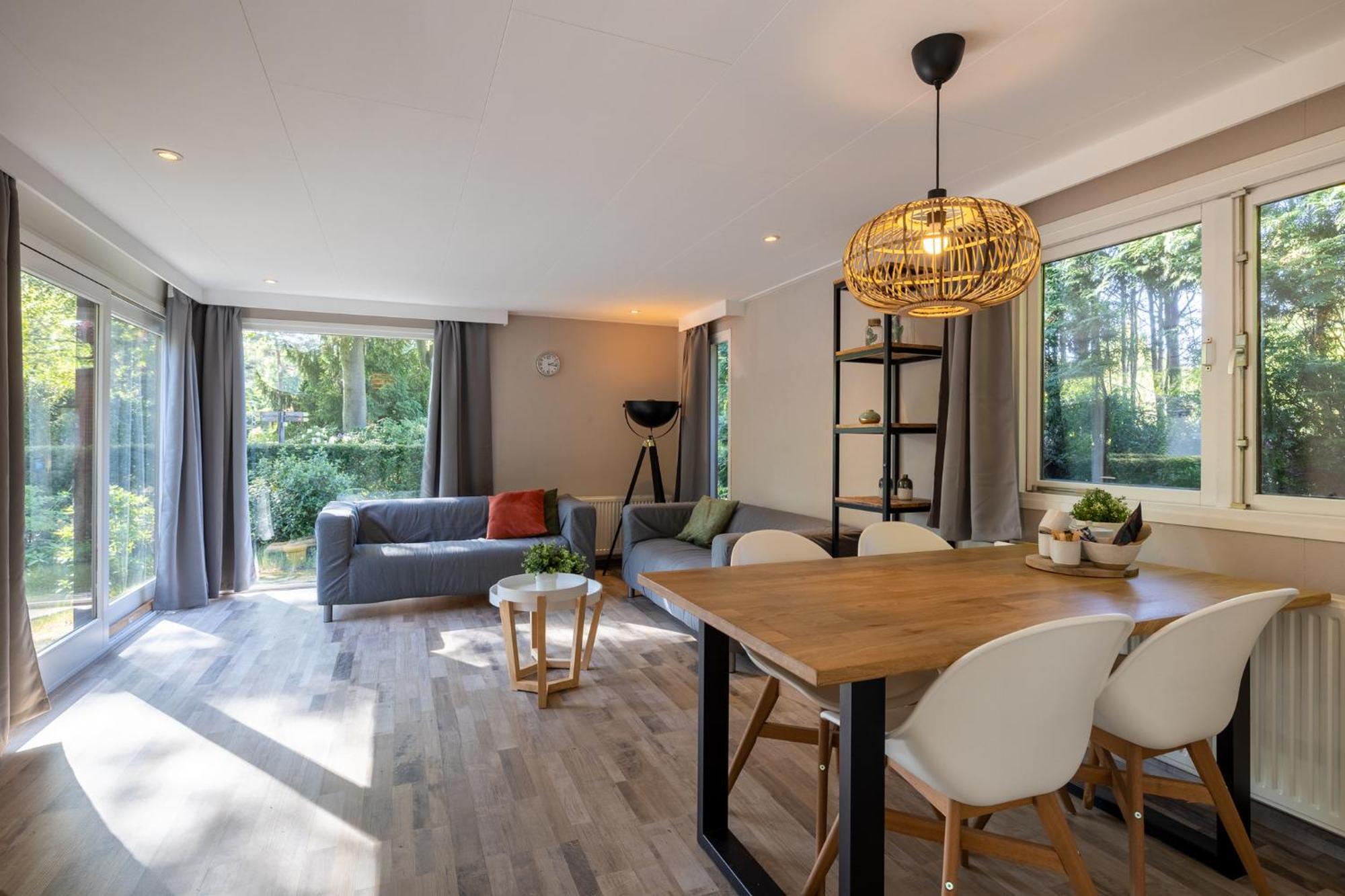Bungalowpark Het Verscholen Dorp 哈尔德韦克 外观 照片