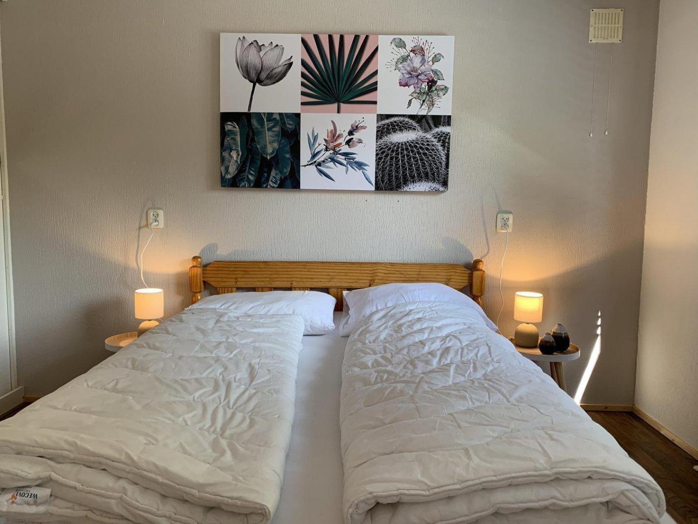 Bungalowpark Het Verscholen Dorp 哈尔德韦克 外观 照片